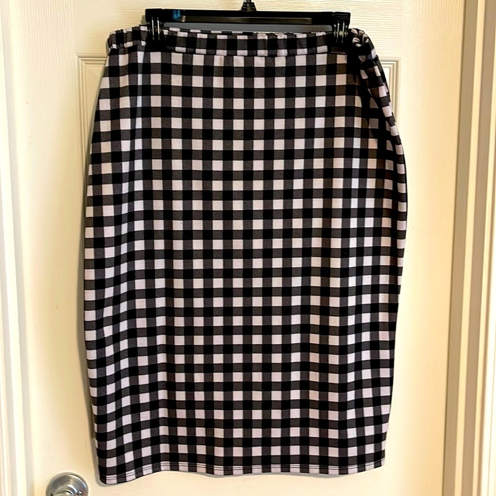 Black & White Midi Skirt
